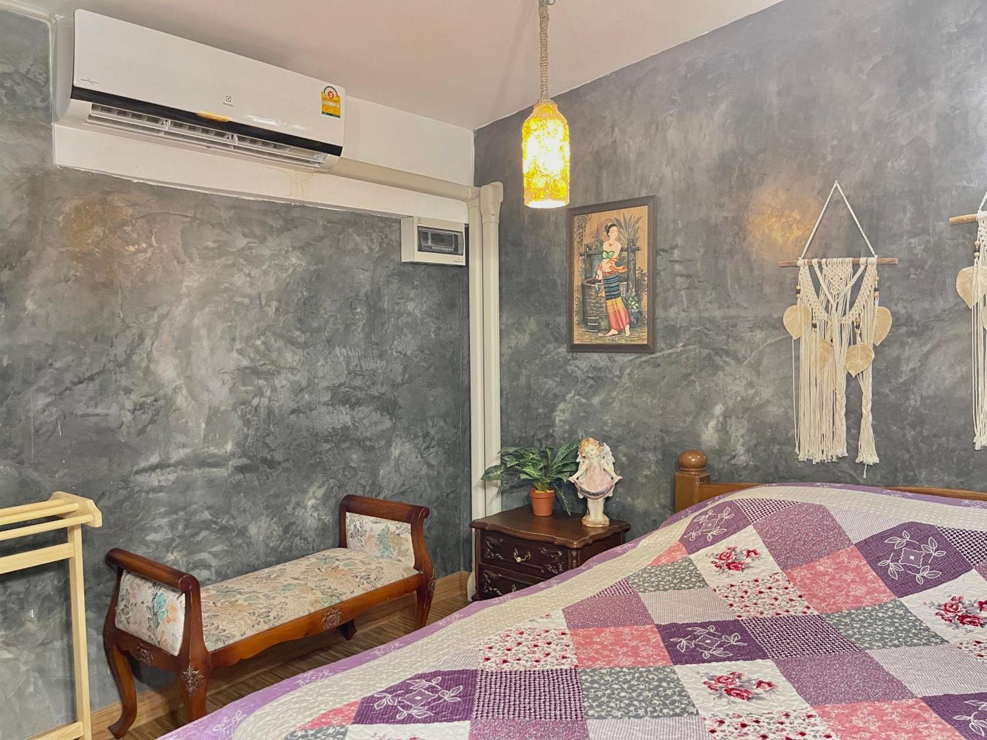 Apartamento The Quarter Wutthakat Bangkok Habitación foto